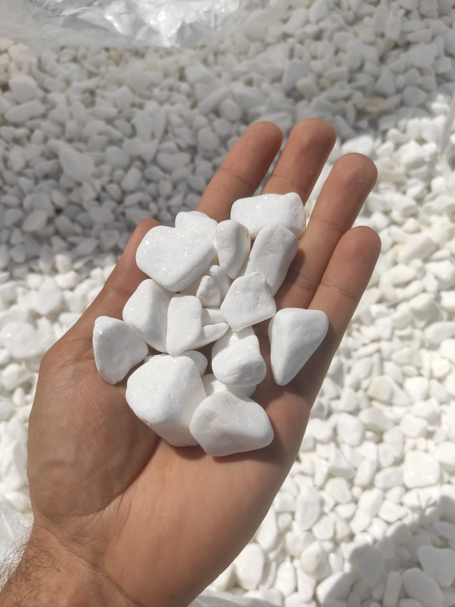 Otoczak Thassos 10-30 mm