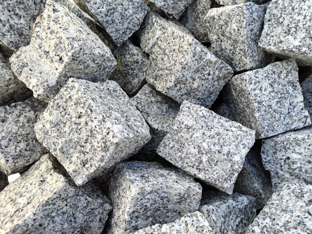 Kostka granitowa