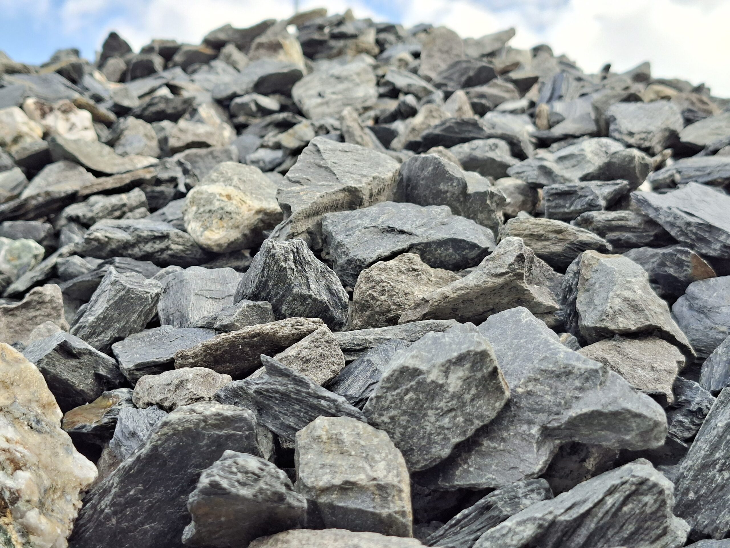 Łupek Dark Stone 30-60 mm