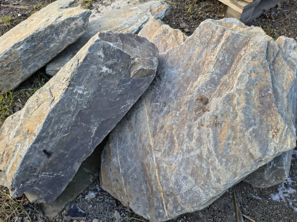 Głazy szarogłazowe